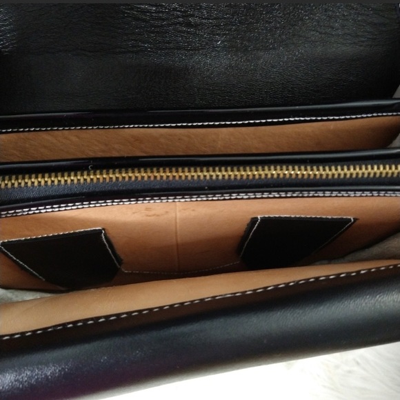 Earthyk Handcrafted Saddlebag/Crossbody - Picture 6 of 8